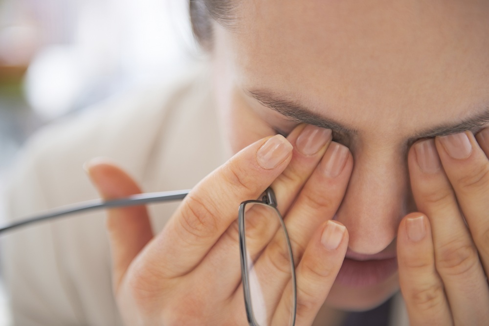 Greatist Wearing glasses for a day won't hurt your reputation.